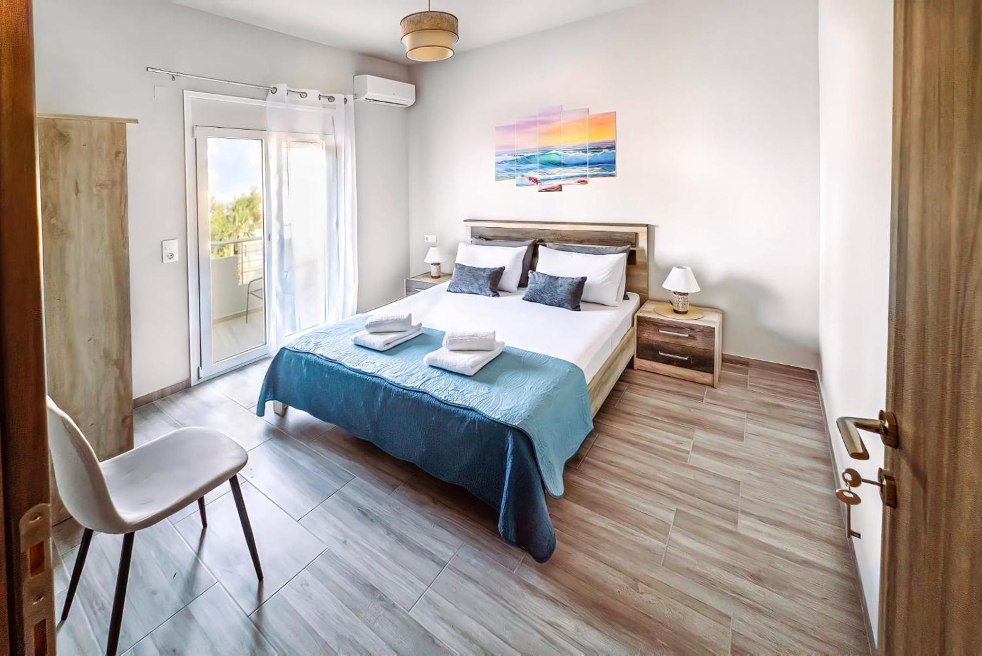 Holiday House Heraklion Deluxe Bagian luar foto