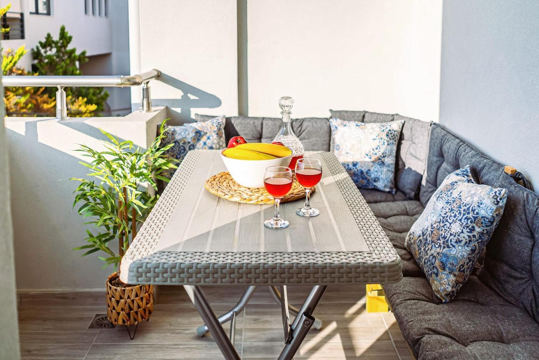 Holiday House Heraklion Deluxe Bagian luar foto